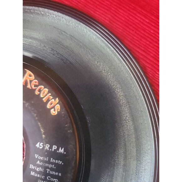 Rock 45 The Happenings - He Thinks He'S A Hero / See You In September On - Picture 2 of 15